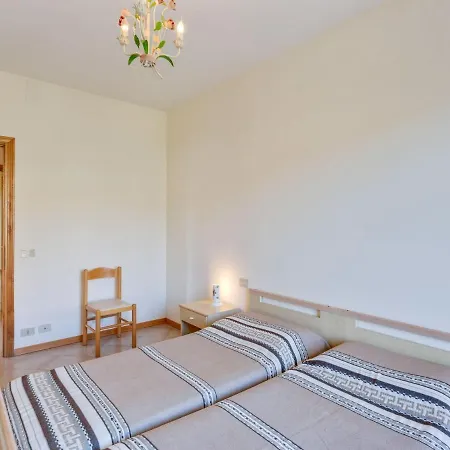 Home In Tuoro Sul Trasimeno Near Lago Trasimeno Appartement *